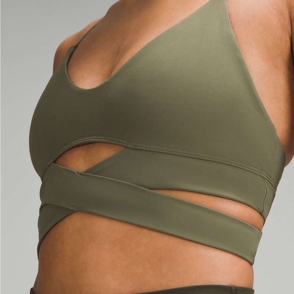 🆕💚 Lululemon Still Now Bra - Army Green - Picture 3 of 9